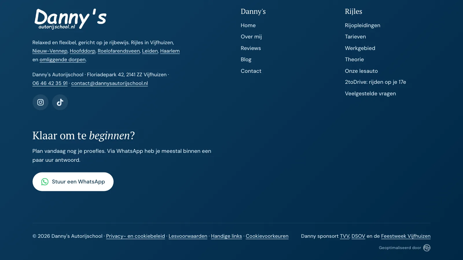 De footer van Danny's Autorijschool met adres, telefoonnummer, links naar de plaatsen en de sponsoring